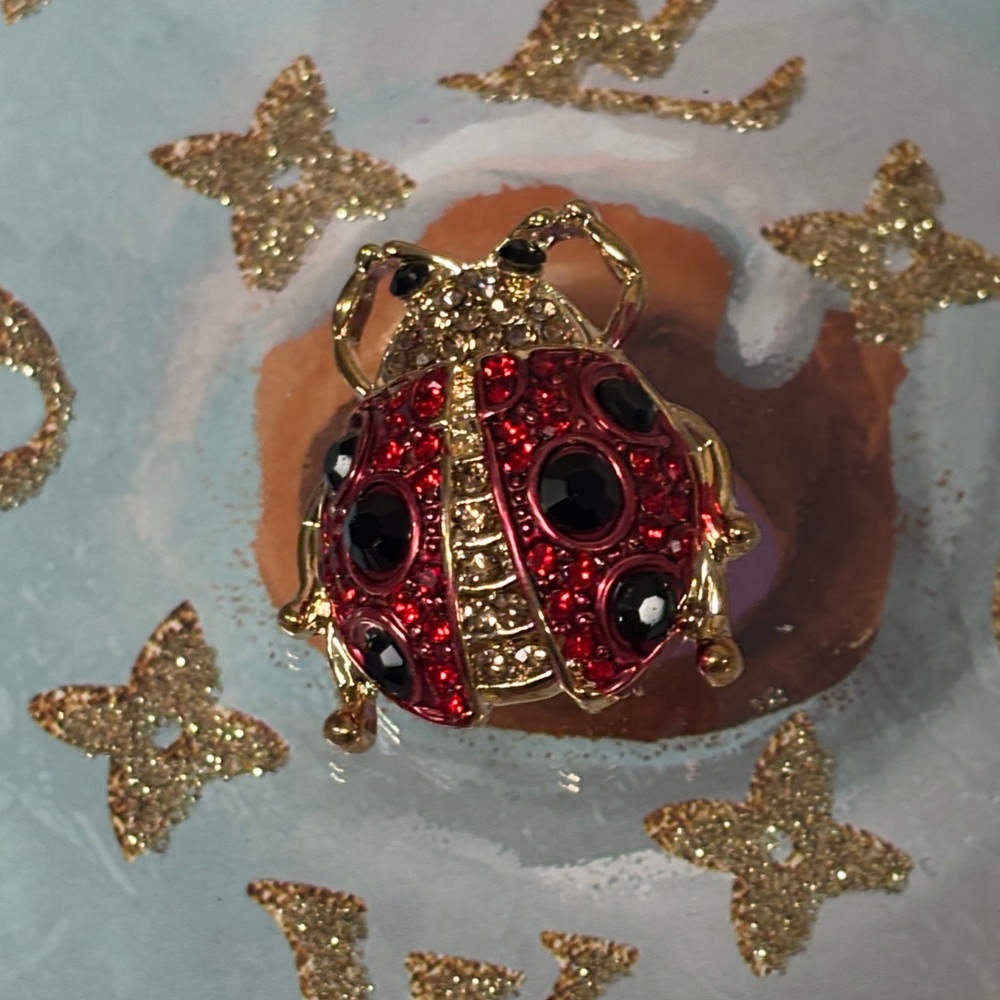 Ladybug🐞Rhinestone Brooch 🆕 - Picture 1 of 3